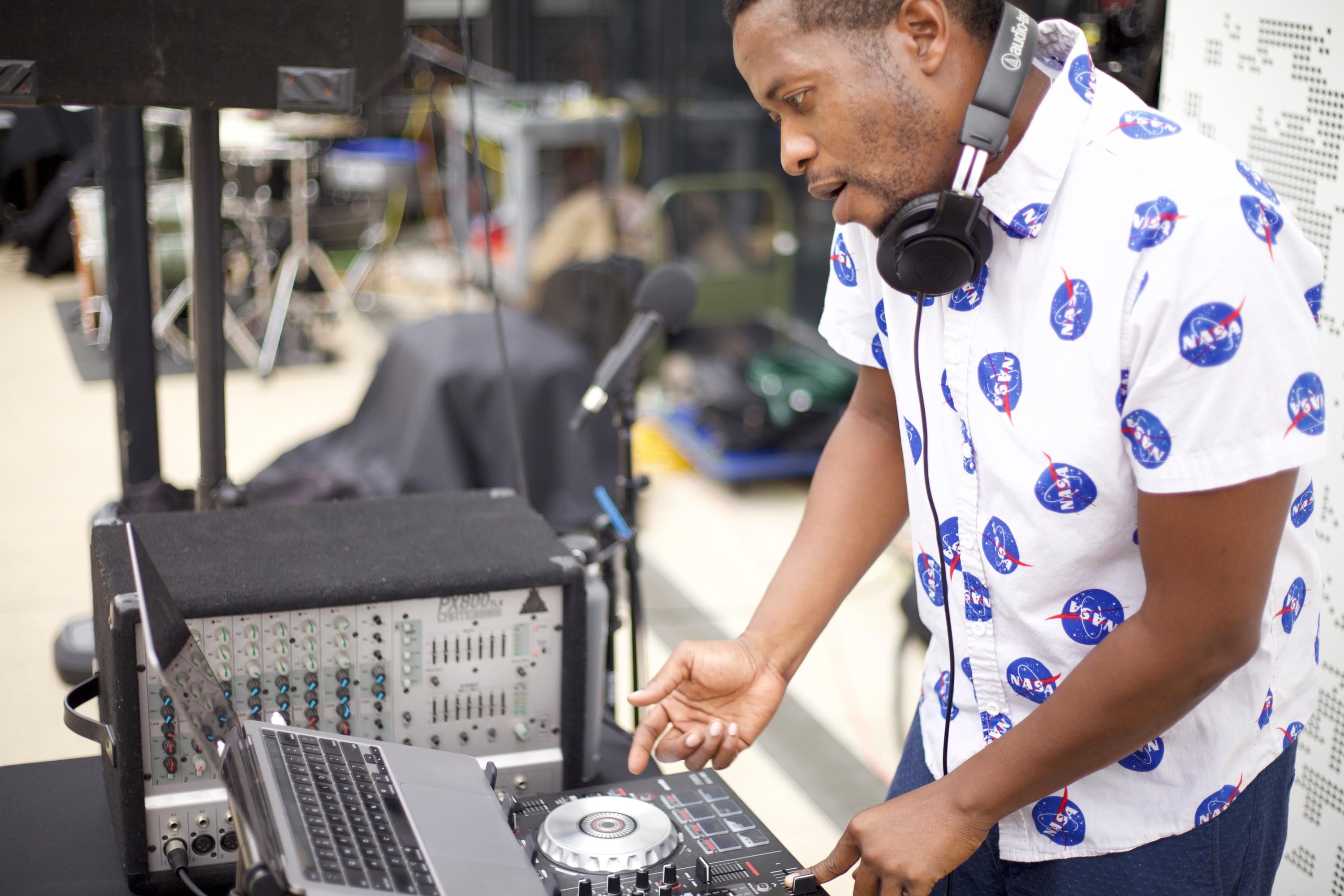 DJ Whiz at Nine Network Summer Festival 2